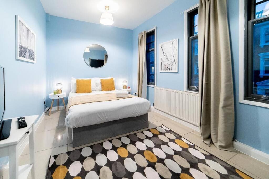 2 Bedroom Apartment London Exterior photo