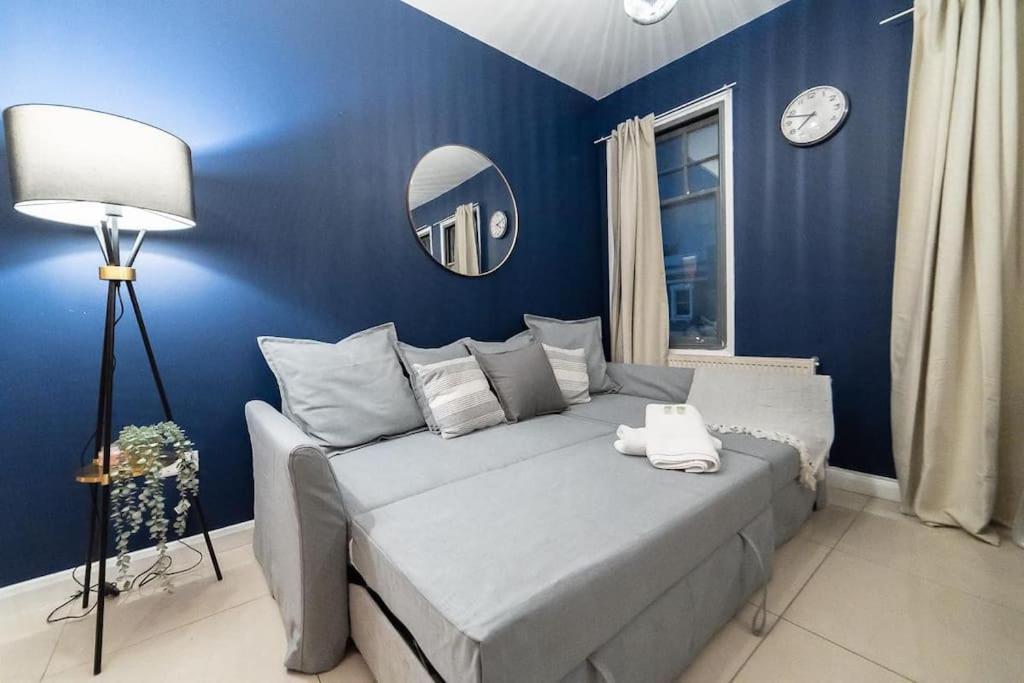 2 Bedroom Apartment London Exterior photo
